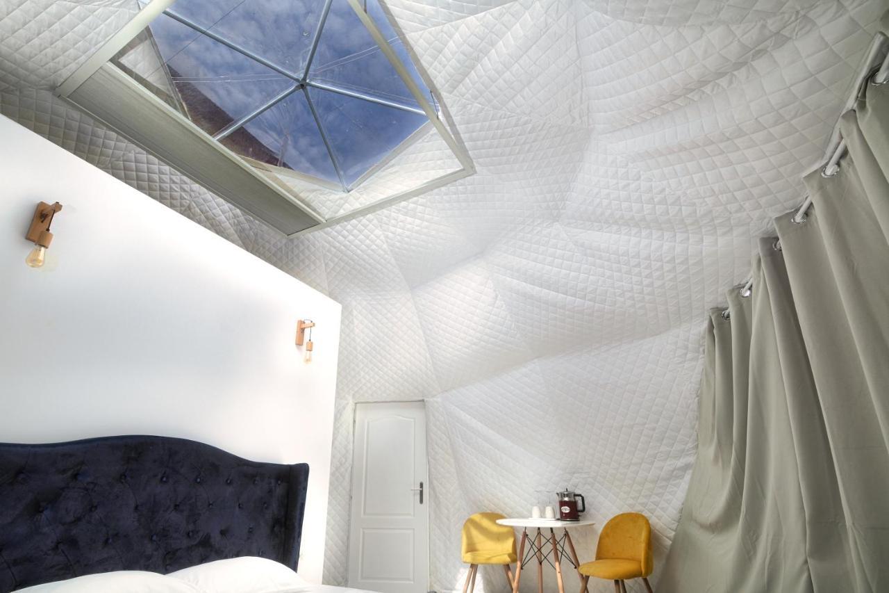 Seagloo Glamping - Adults Only Hotel Costinesti Bagian luar foto