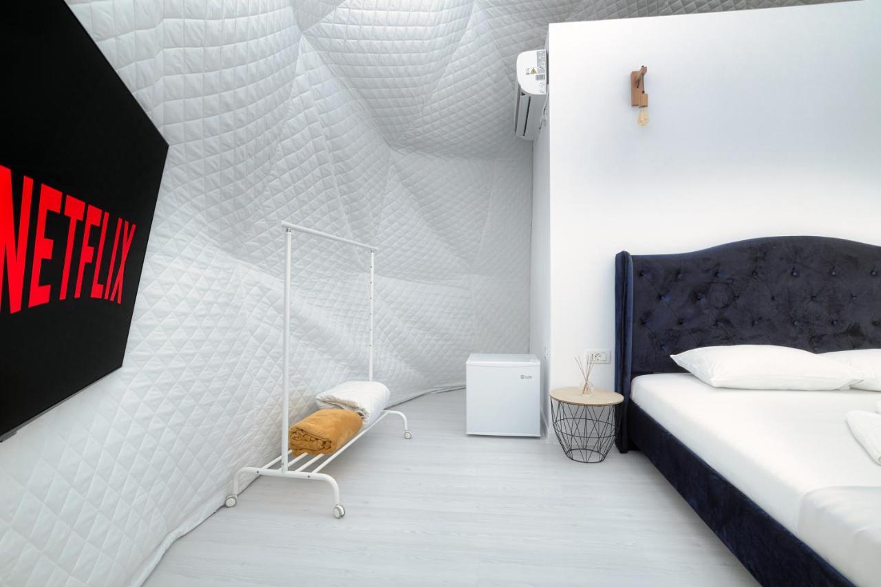 Seagloo Glamping - Adults Only Hotel Costinesti Bagian luar foto